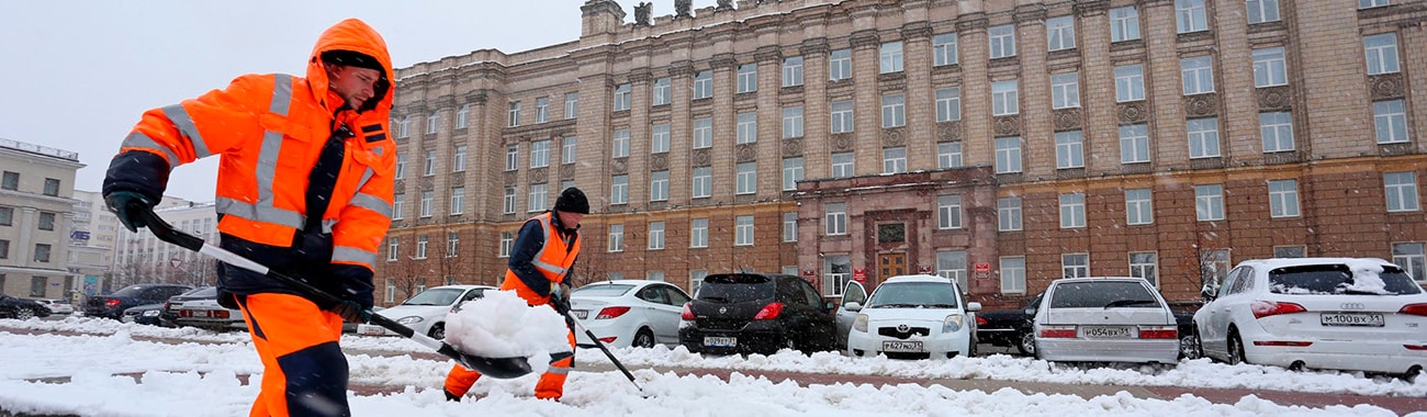 Уборка снега в Новосибирске